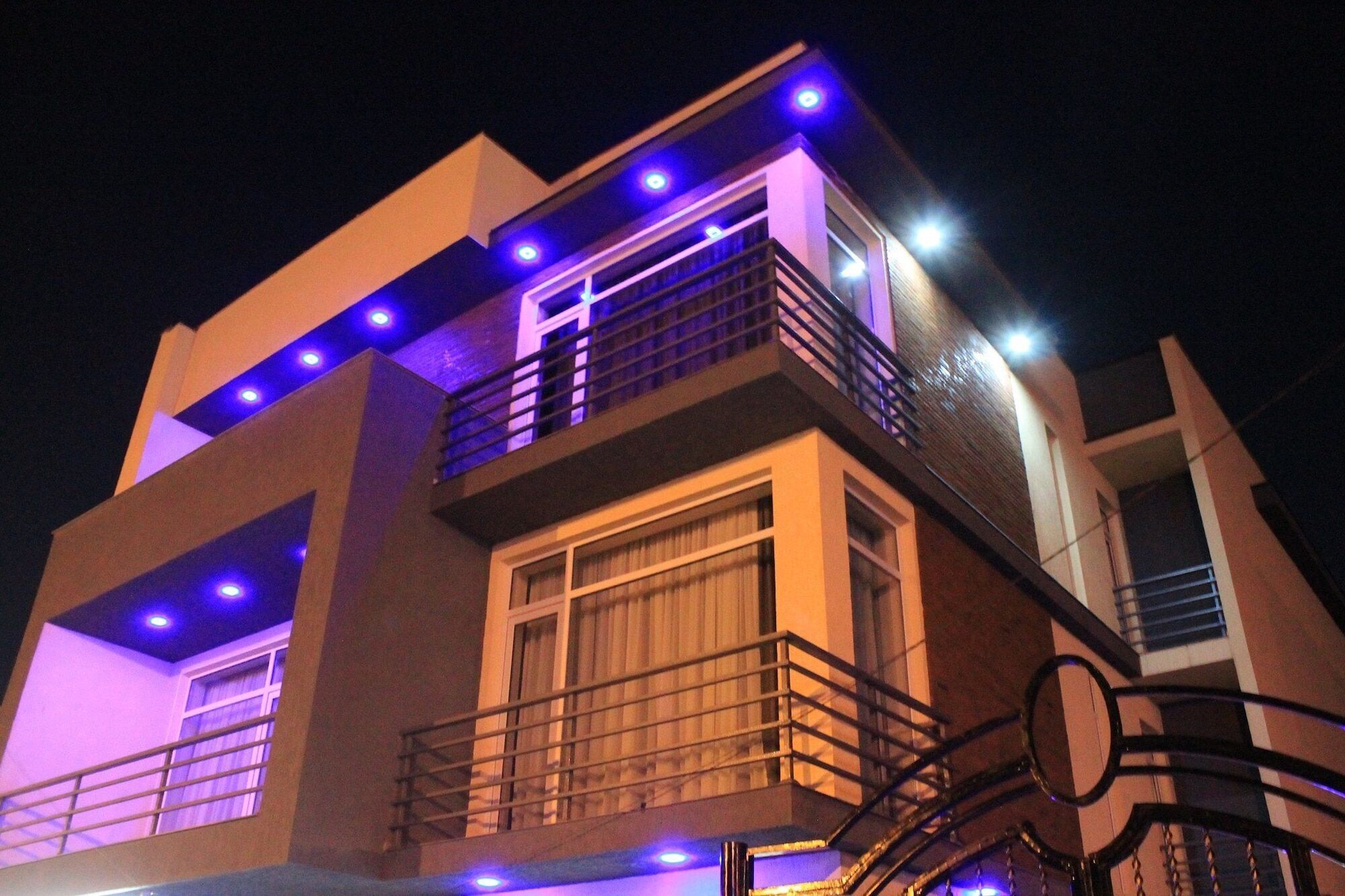Liel Hotel Tbilisi Exterior foto